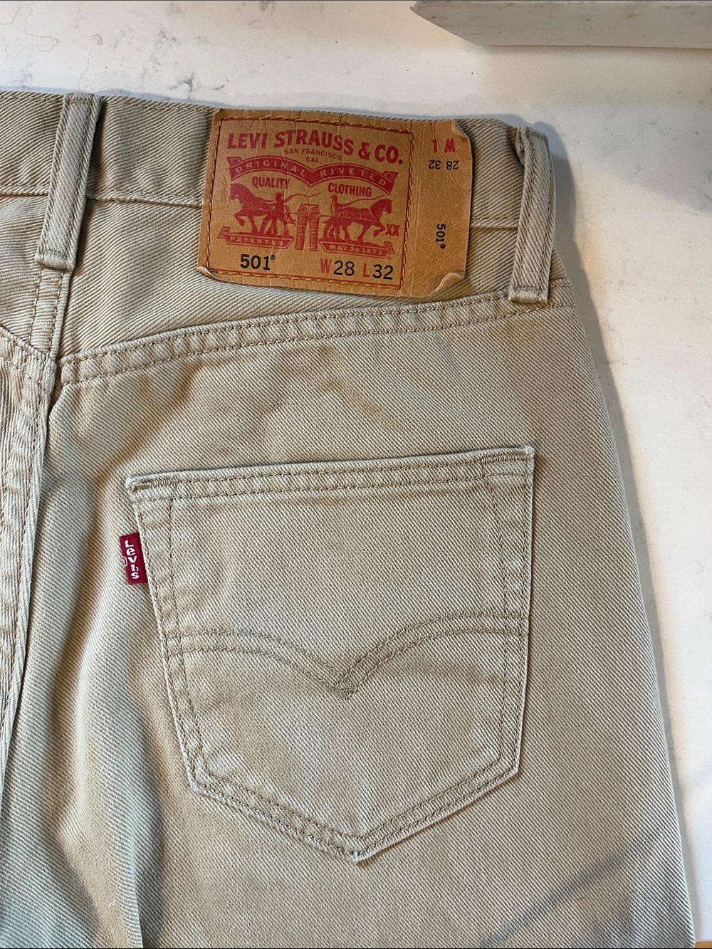 Levi’s 501 Straight Leg Denim Jeans Khaki Tan Size 28 x 32 RUNS SMALLER - Picture 7 of 8